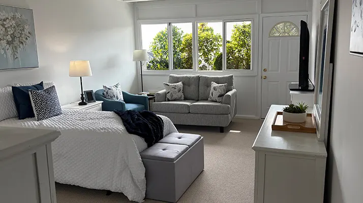 Applewood Retirement's model suite, retirement living
